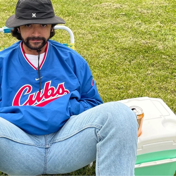 Meet your Posher, Erik - Picture 2 of 5